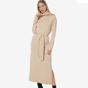 NWT Paige
Raundi Dress 